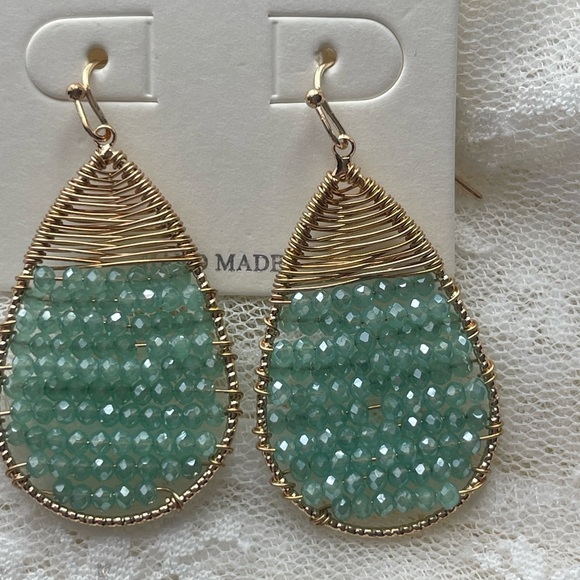 New. Faceted Mint Teardrop Earrings - Picture 2 of 2